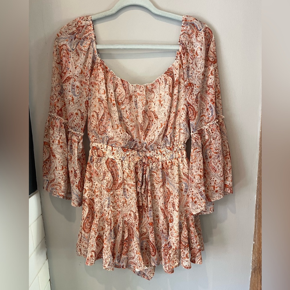 Flowy backless romper